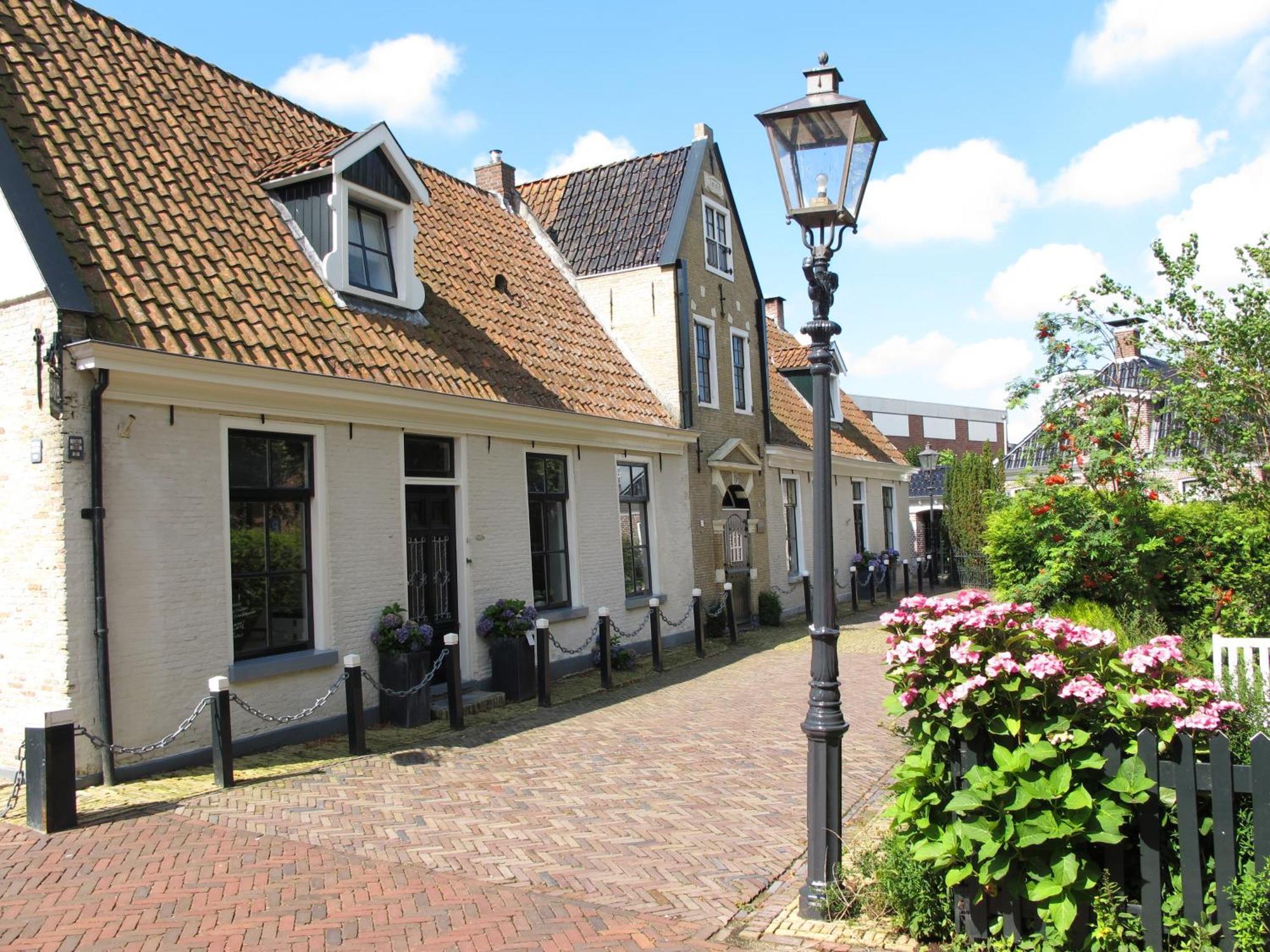 De Thuiskamer In Grou Als B&B Of Vakantiehuis Экстерьер фото